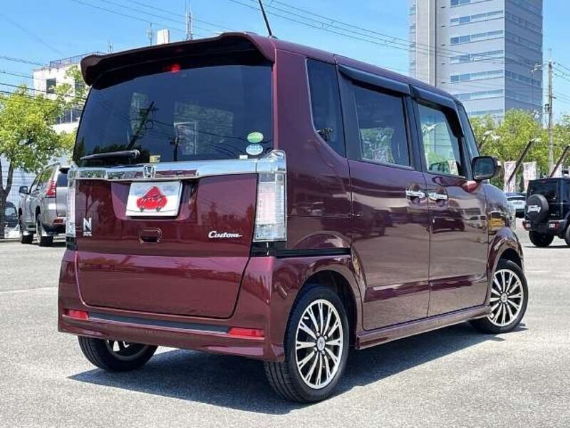 N BOX CUSTOM