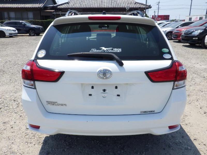 COROLLA FIELDER