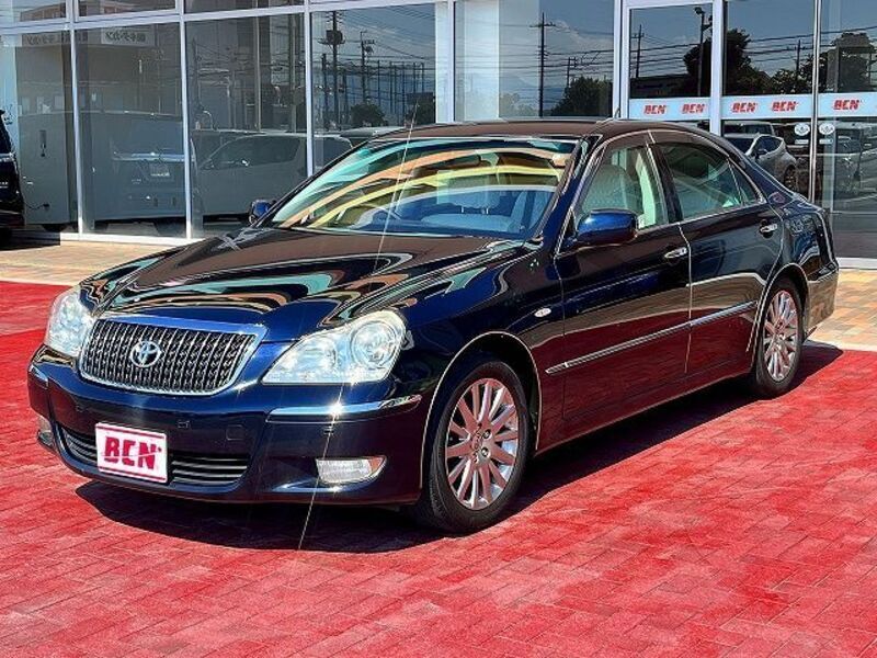 TOYOTA CROWN MAJESTA
