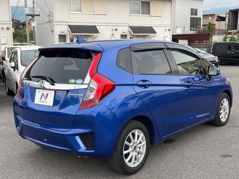 FIT HYBRID