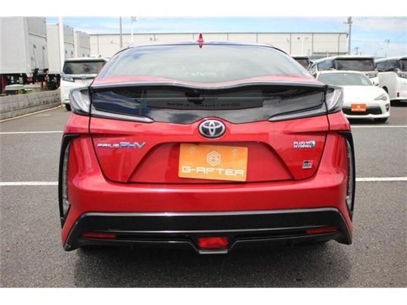 PRIUS PHV