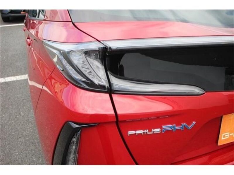 PRIUS PHV