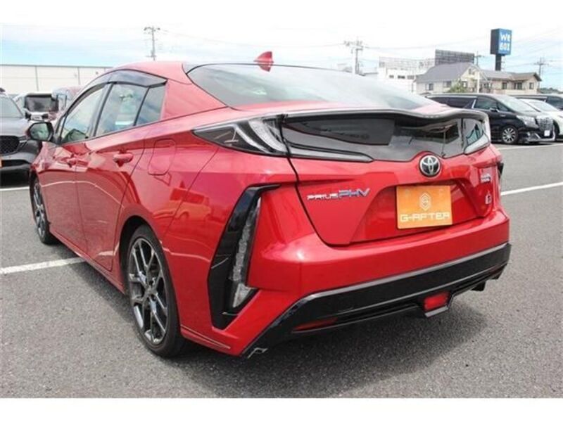 PRIUS PHV