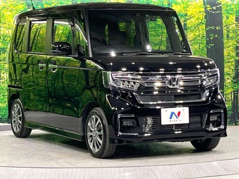 N BOX CUSTOM