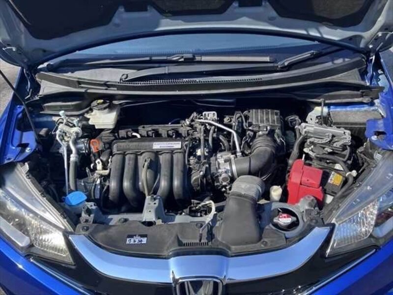 FIT HYBRID