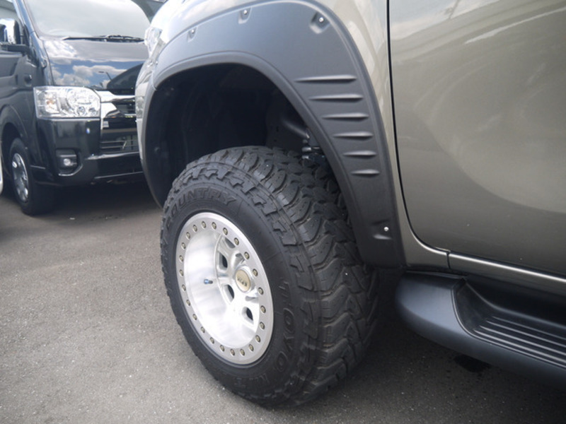 HILUX