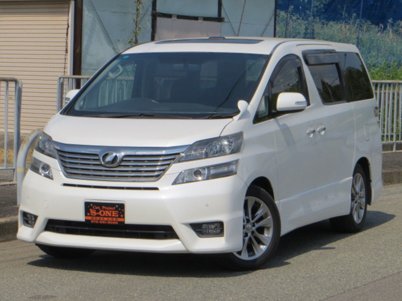 TOYOTA VELLFIRE