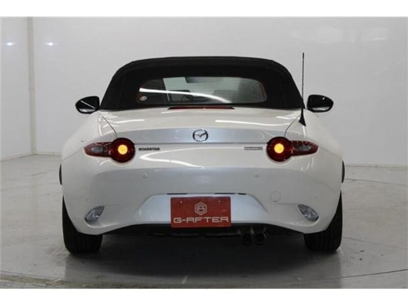 ROADSTER