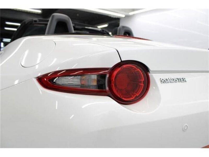 ROADSTER