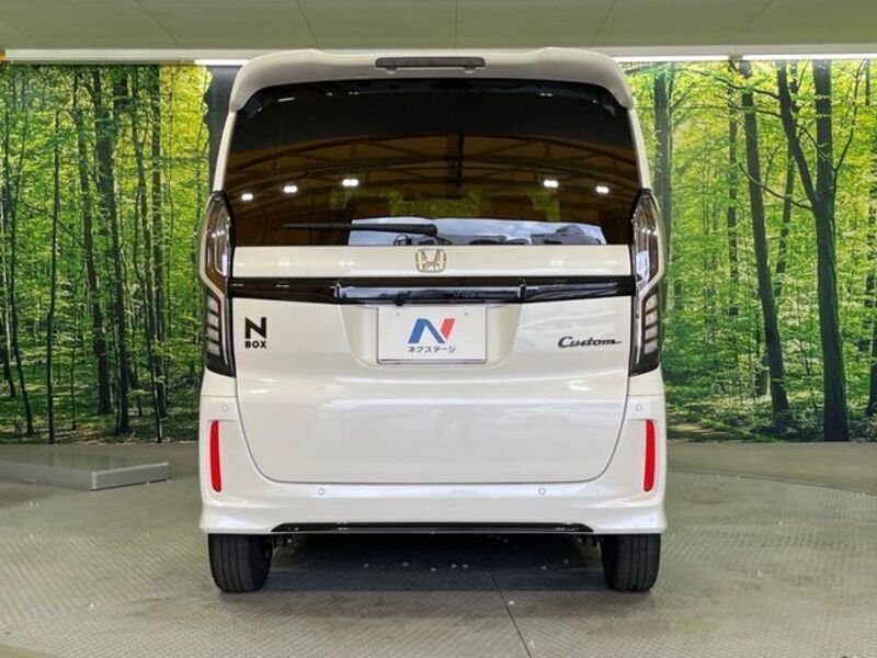 N BOX CUSTOM