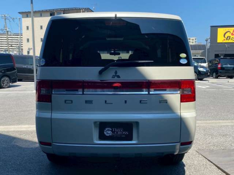 DELICA D5