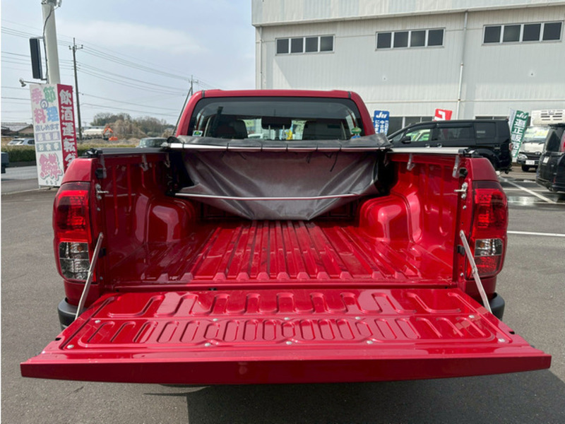 HILUX