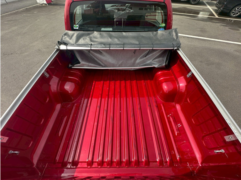 HILUX