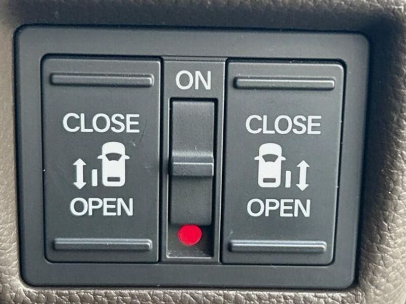 N BOX
