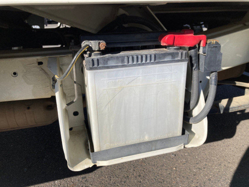 MINICAB TRUCK