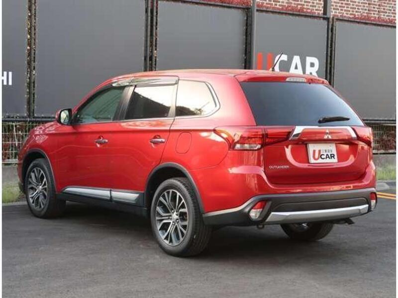 OUTLANDER