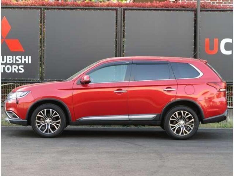 OUTLANDER
