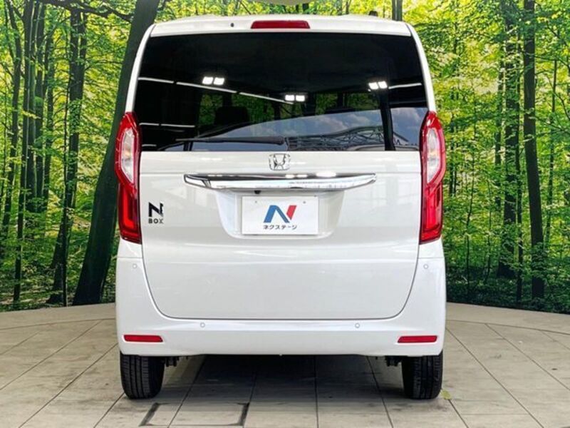 N BOX