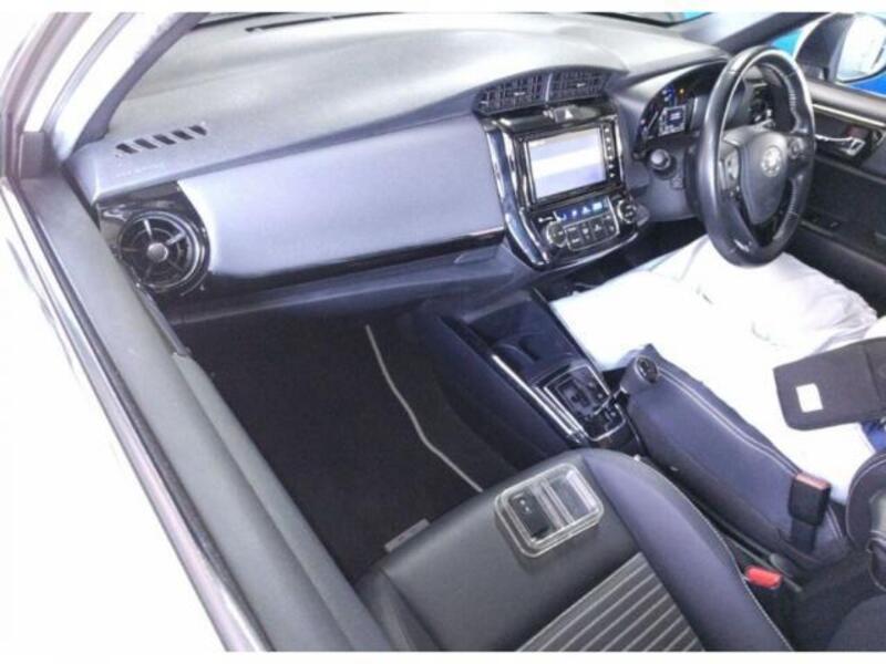 COROLLA FIELDER