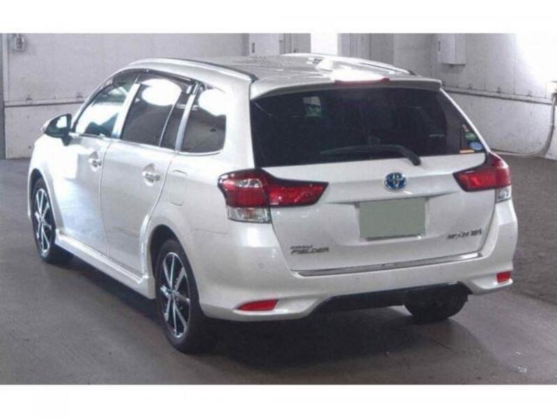COROLLA FIELDER