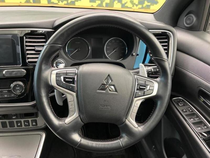 OUTLANDER PHEV