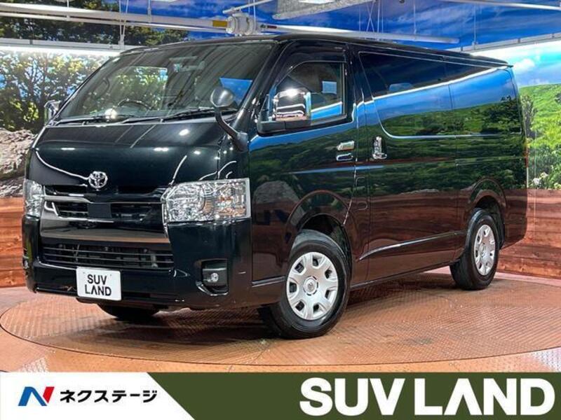 TOYOTA HIACE VAN