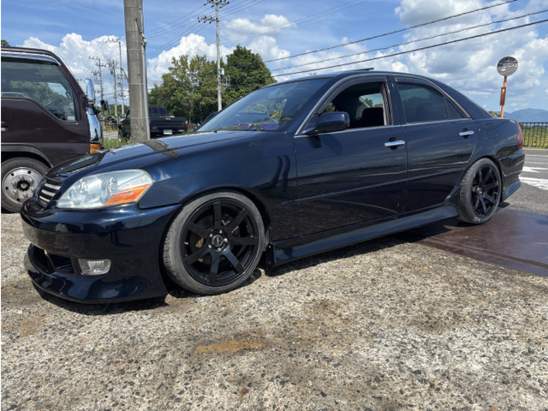 TOYOTA MARK II