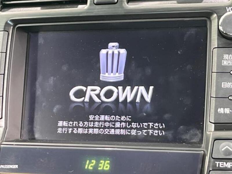 CROWN