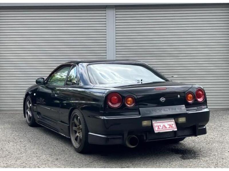 SKYLINE