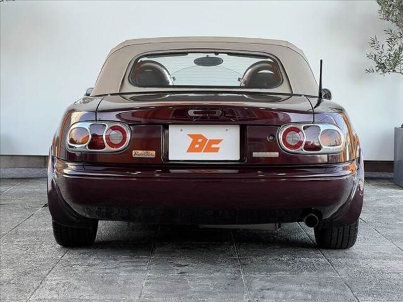 EUNOS ROADSTER
