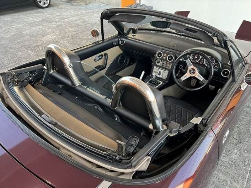 EUNOS ROADSTER