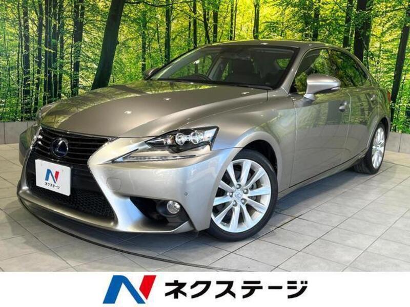 LEXUS IS