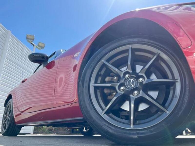 ROADSTER
