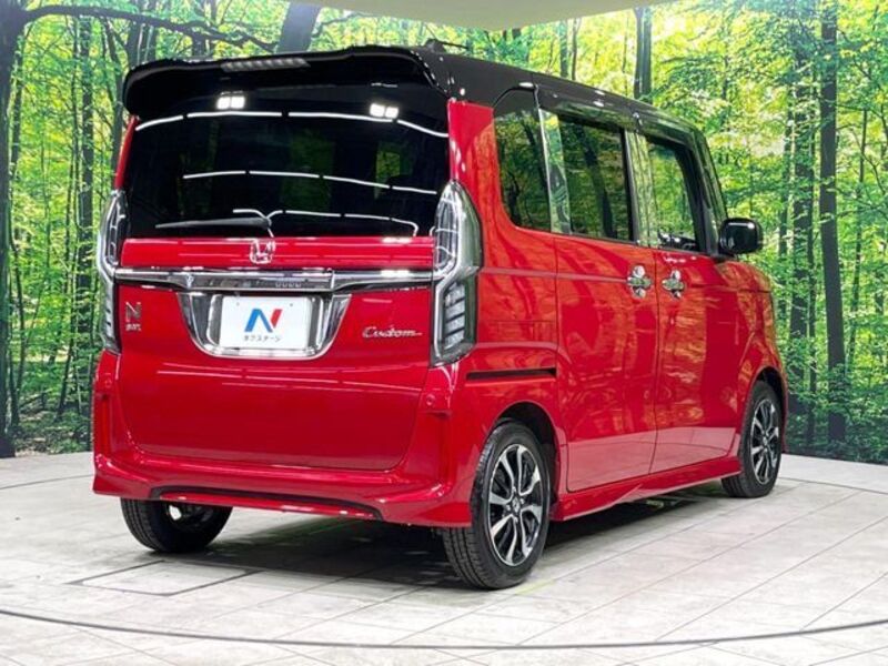 N BOX CUSTOM