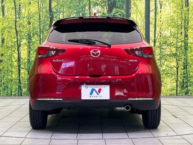 MAZDA2