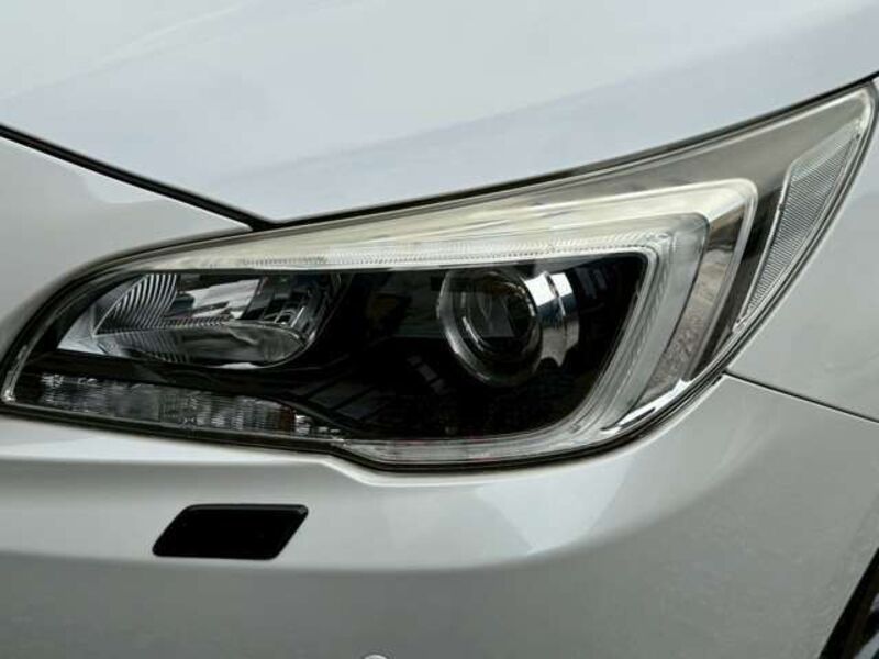 LEGACY B4