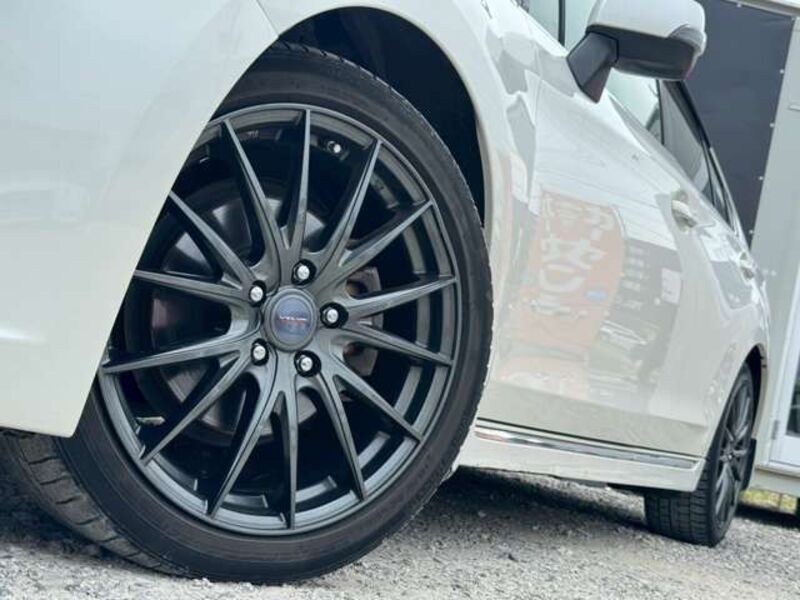 LEGACY B4