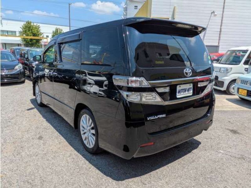 VELLFIRE
