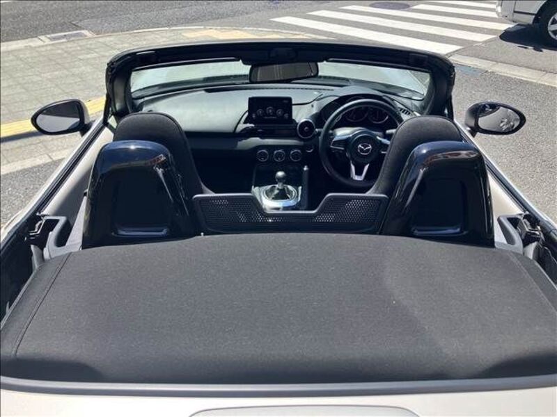 ROADSTER