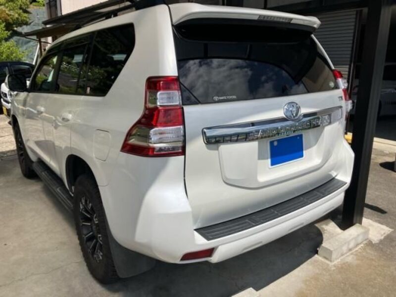 LAND CRUISER PRADO