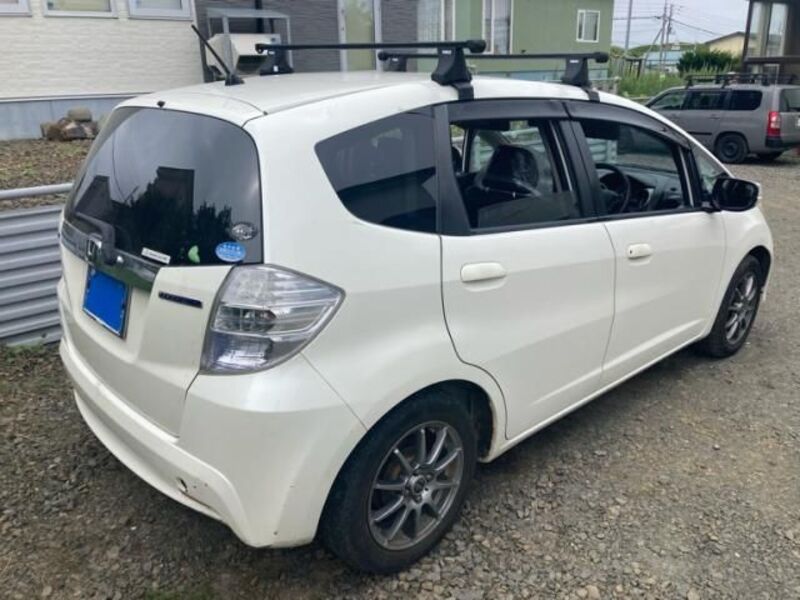 FIT HYBRID