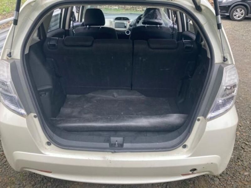 FIT HYBRID