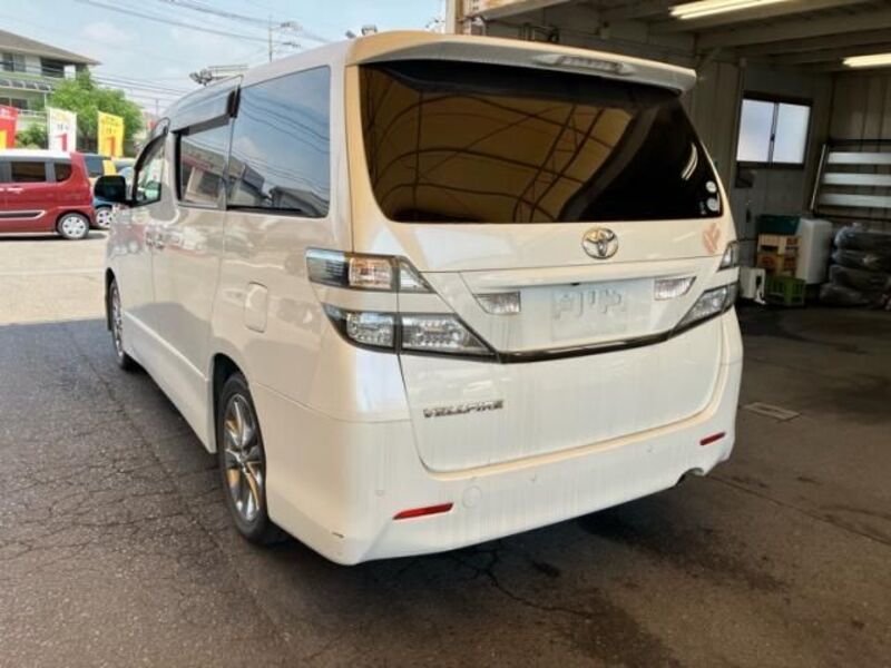 VELLFIRE