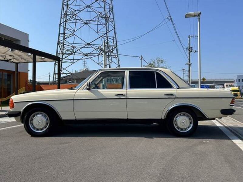 E-CLASS