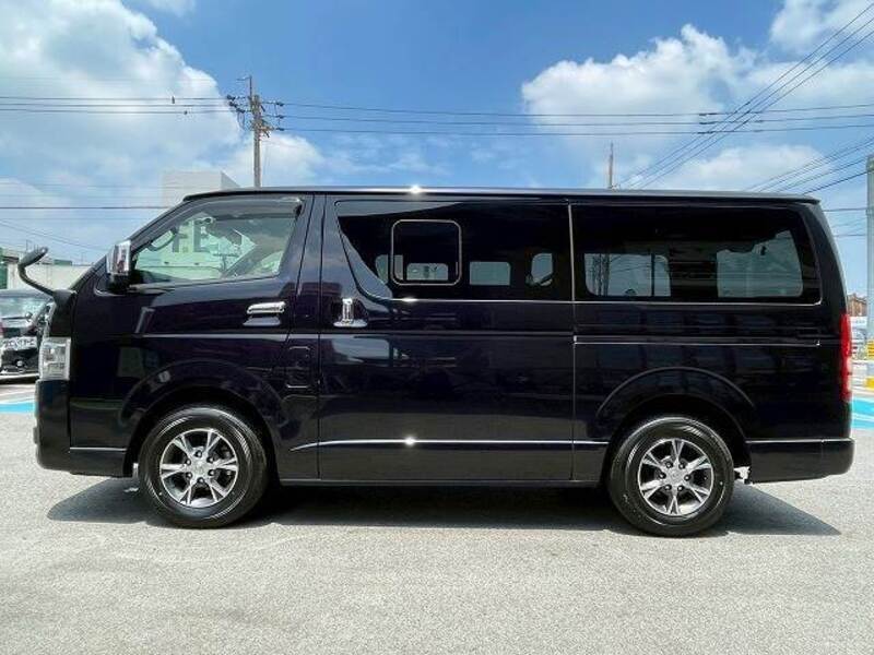 HIACE VAN