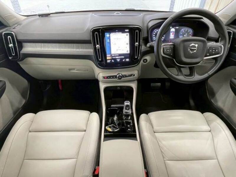 XC40