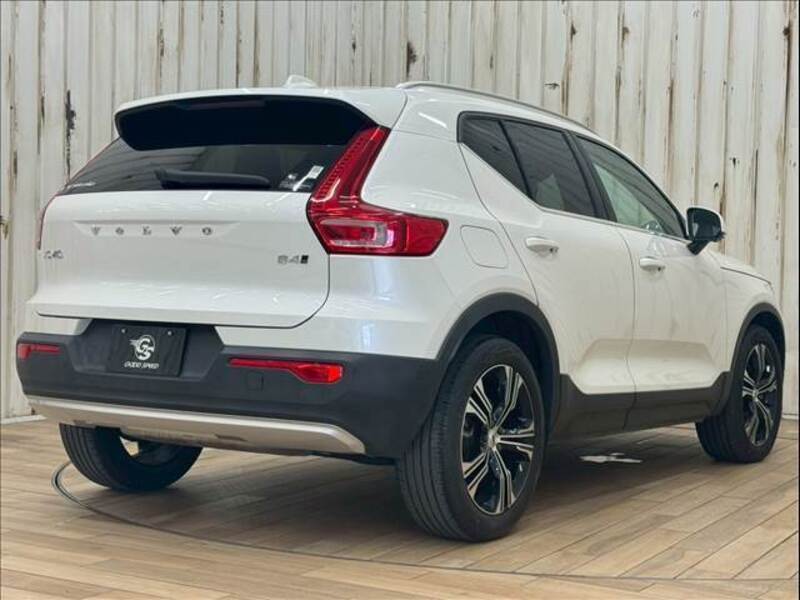 XC40