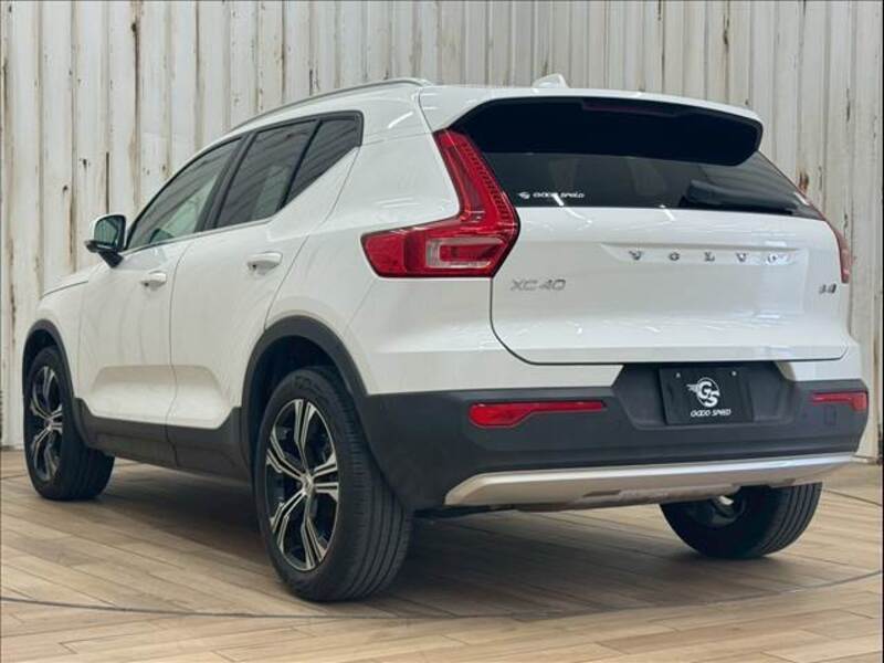 XC40