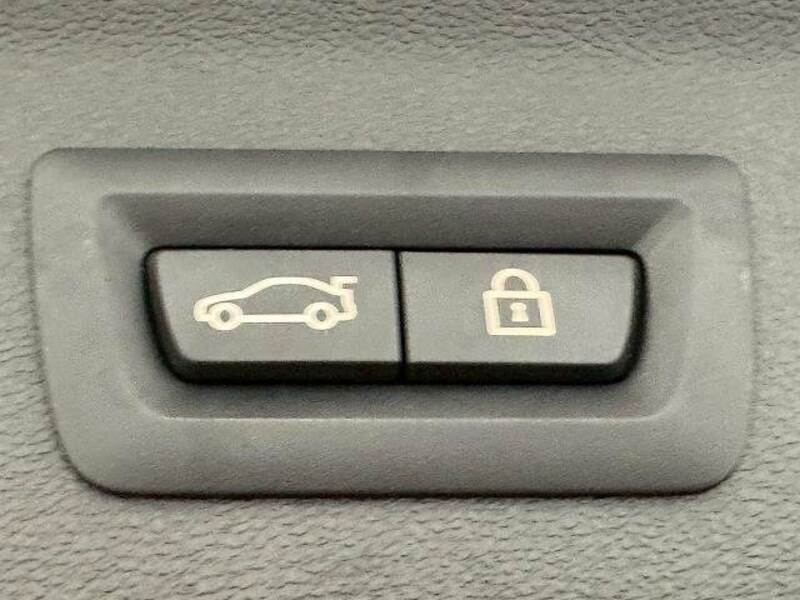 X3