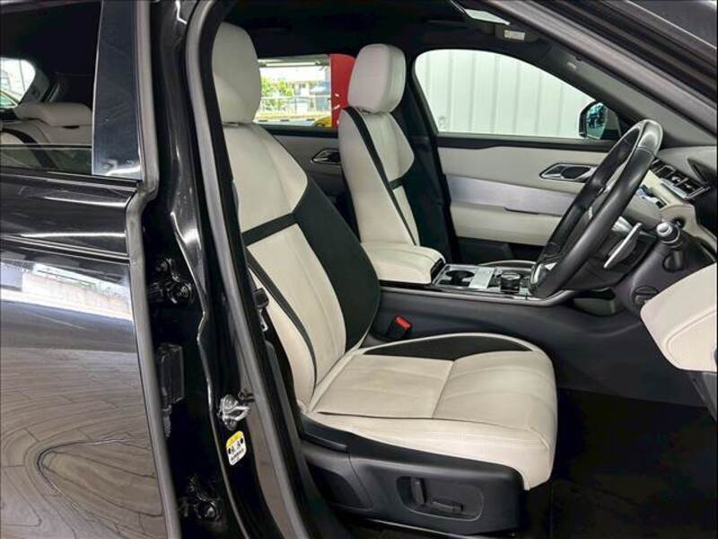 RANGE ROVER VELAR